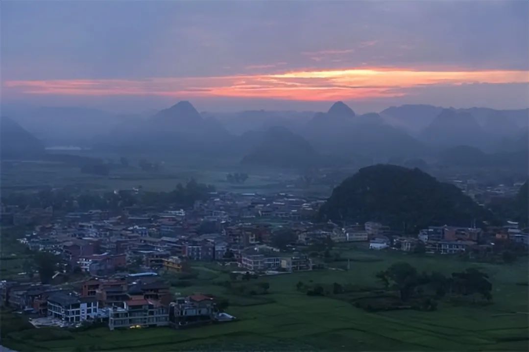 元旦游文山丨登高迎新,阅尽湖光山色