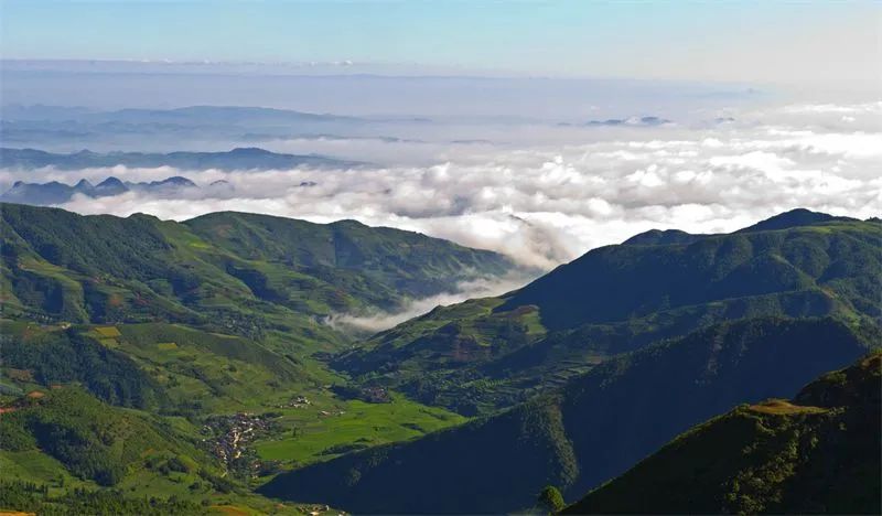 元旦游文山丨登高迎新,阅尽湖光山色