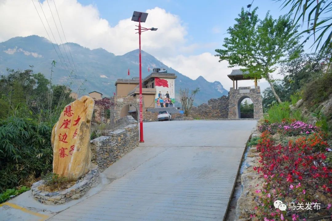 马关县守边群众:我们的日子越来越好了