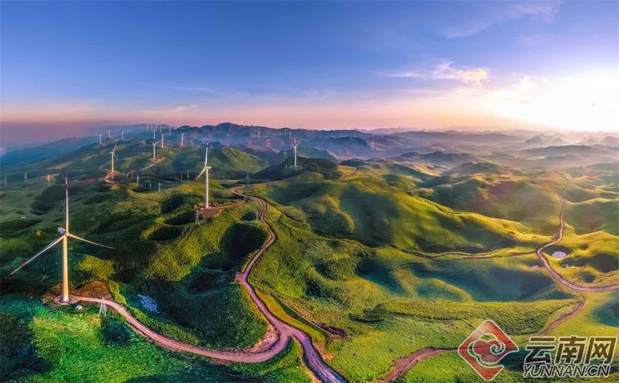 你打卡了吗?黑巴草场,最接近天空的南国草原