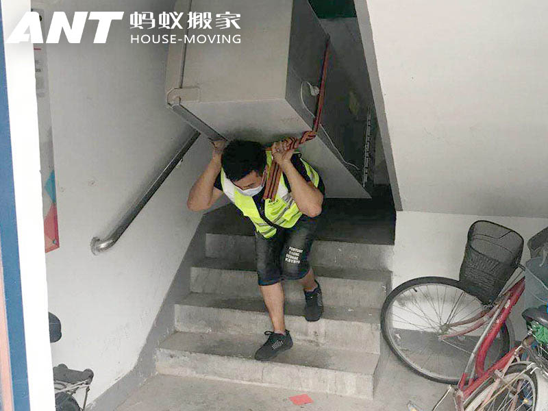 毕业季搬家该怎么选搬家公司?