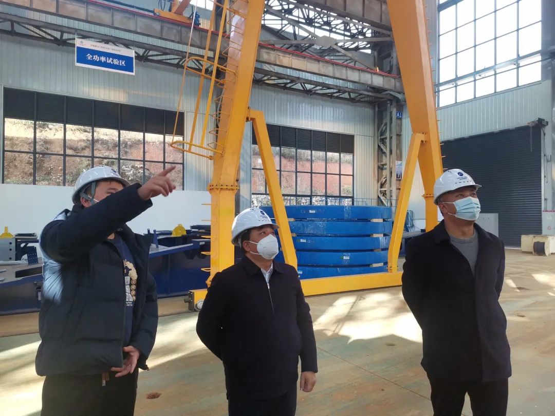 拼经济 丘北在行动 | 王树忠开展新年走访活动 为企业发展解决实际困难问题