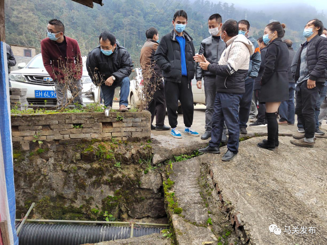 马关:古林箐“两污”治理 洁净到户“俏”了村